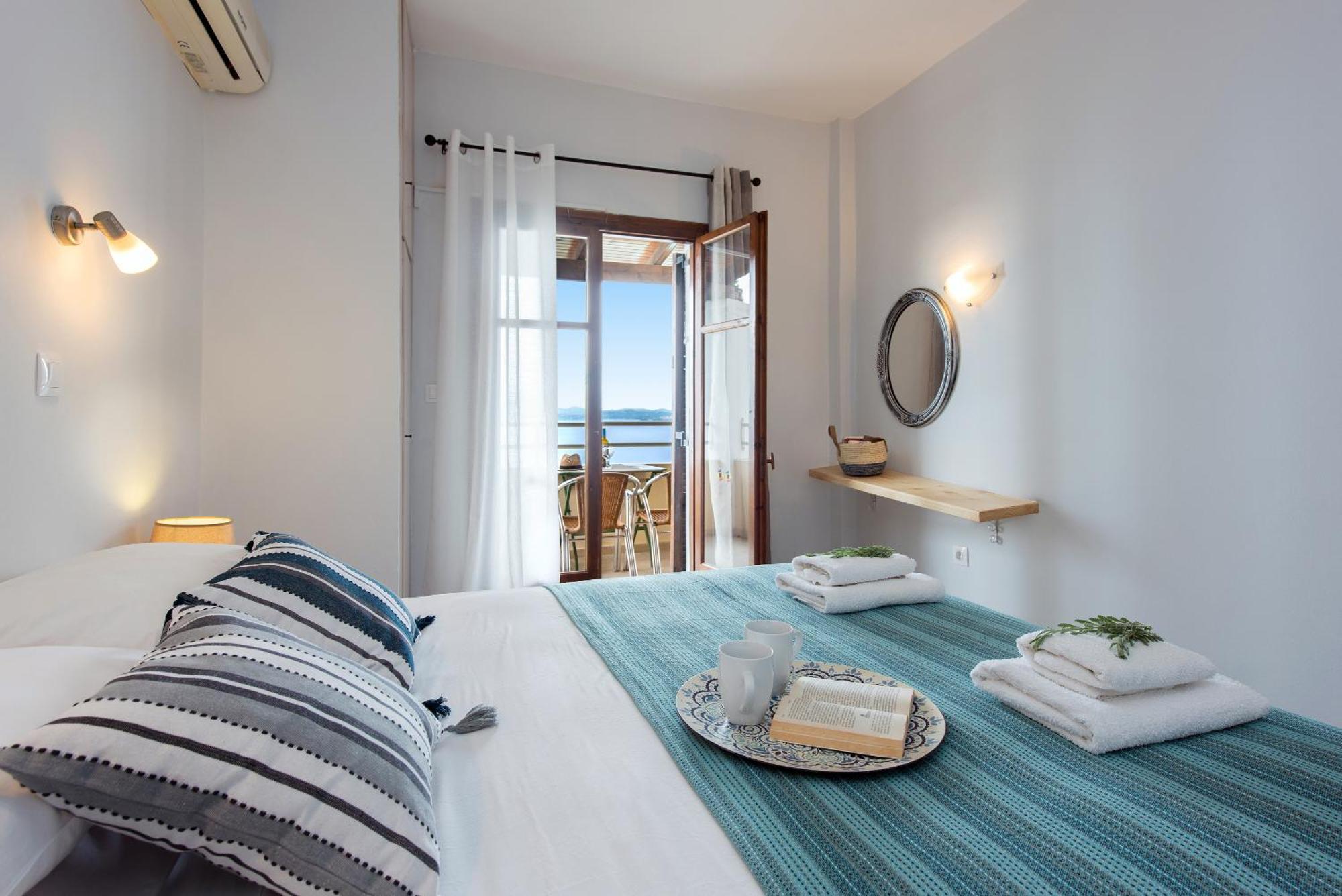 Hotel Odeon B&B Mparmpati Eksteriør billede