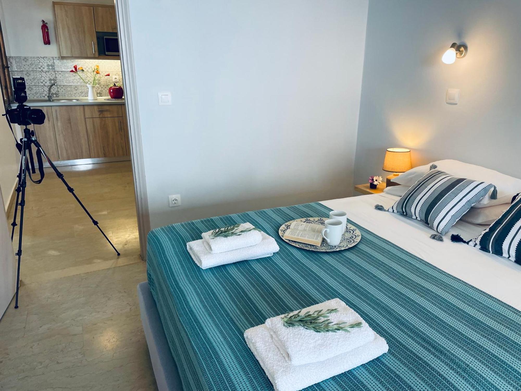 Hotel Odeon B&B Mparmpati Eksteriør billede