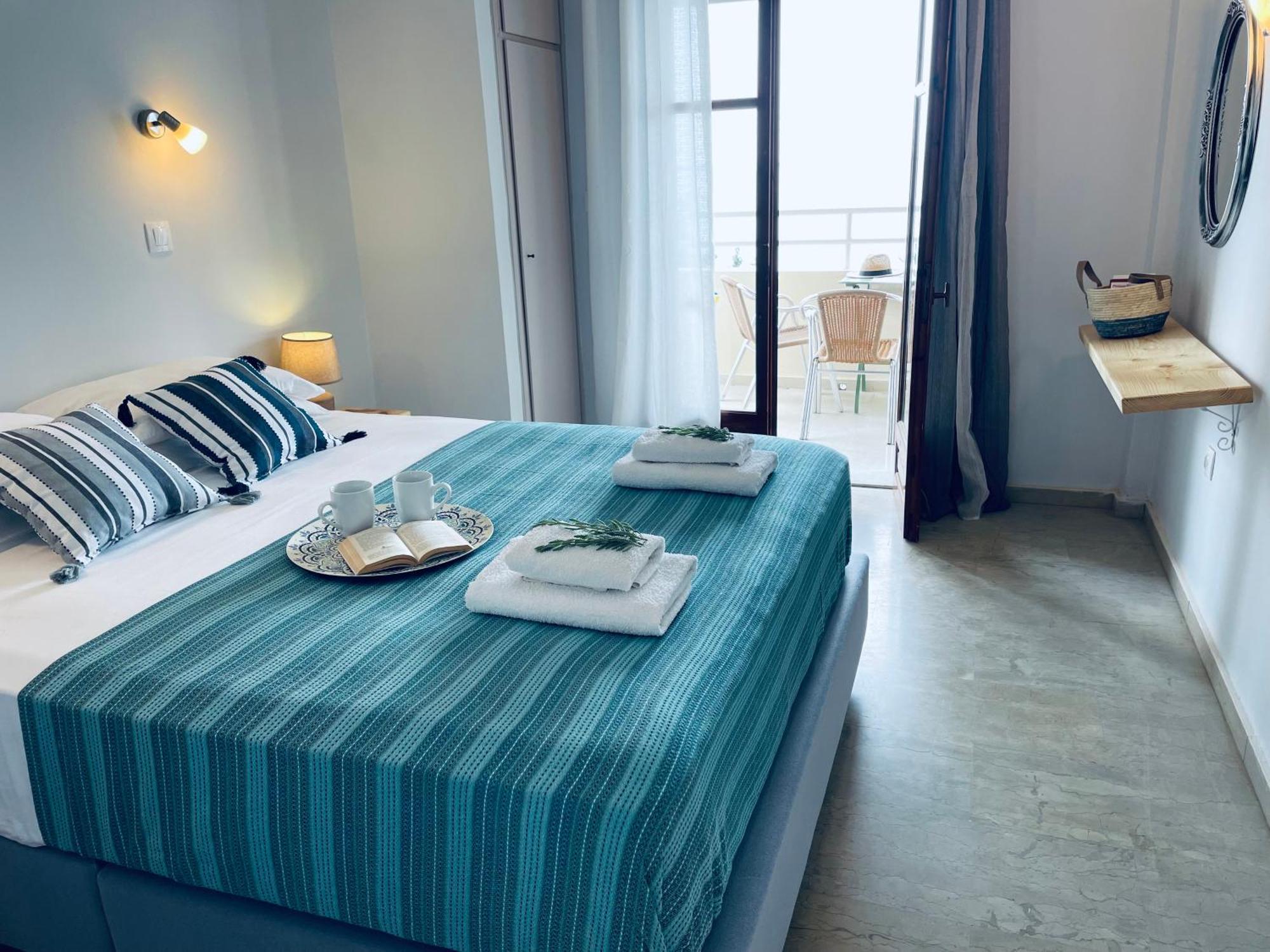 Hotel Odeon B&B Mparmpati Eksteriør billede