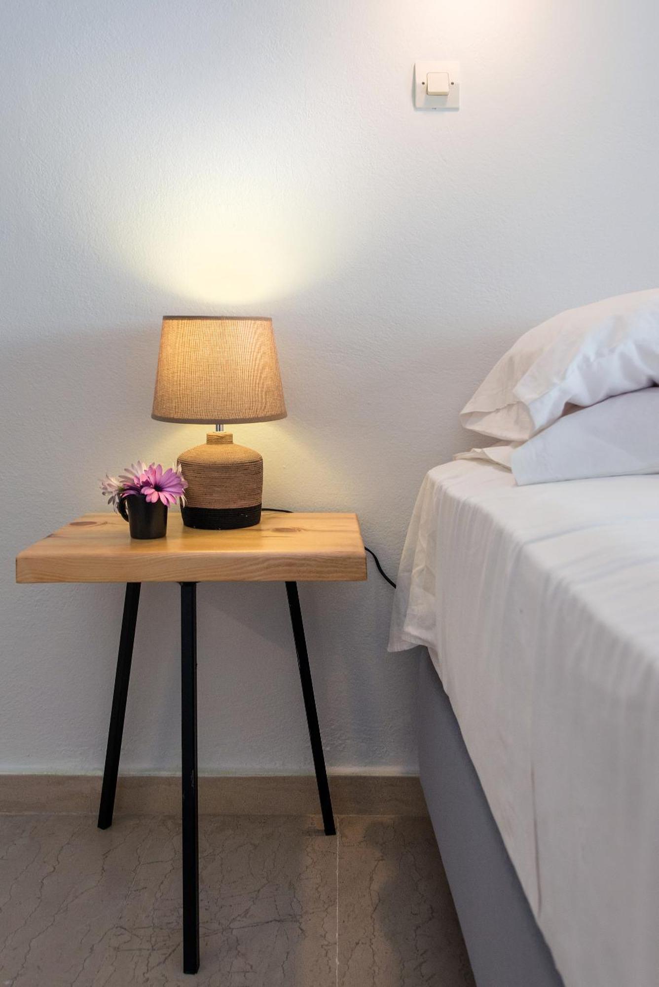 Hotel Odeon B&B Mparmpati Eksteriør billede