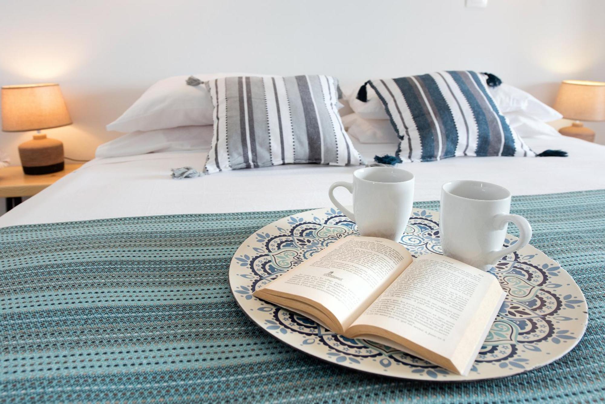 Hotel Odeon B&B Mparmpati Eksteriør billede